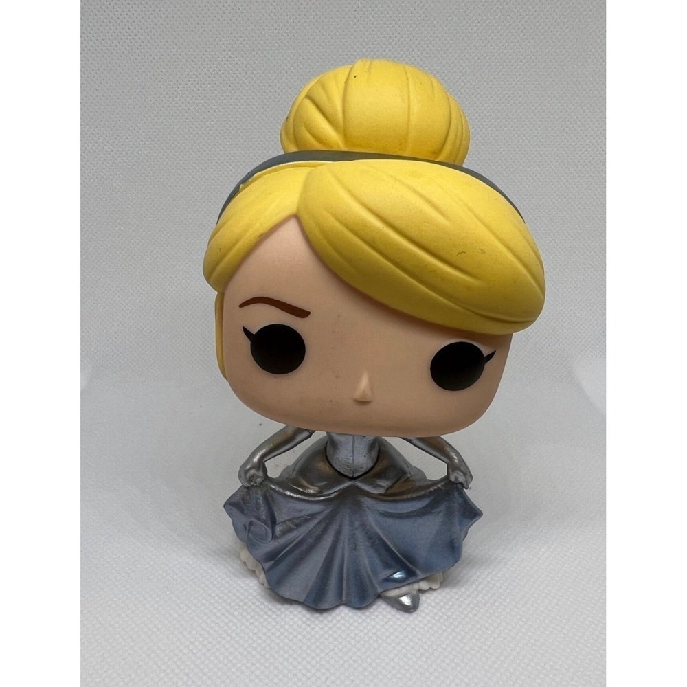 Funko POP Disney: Cinderella - Cinderella Action Figure